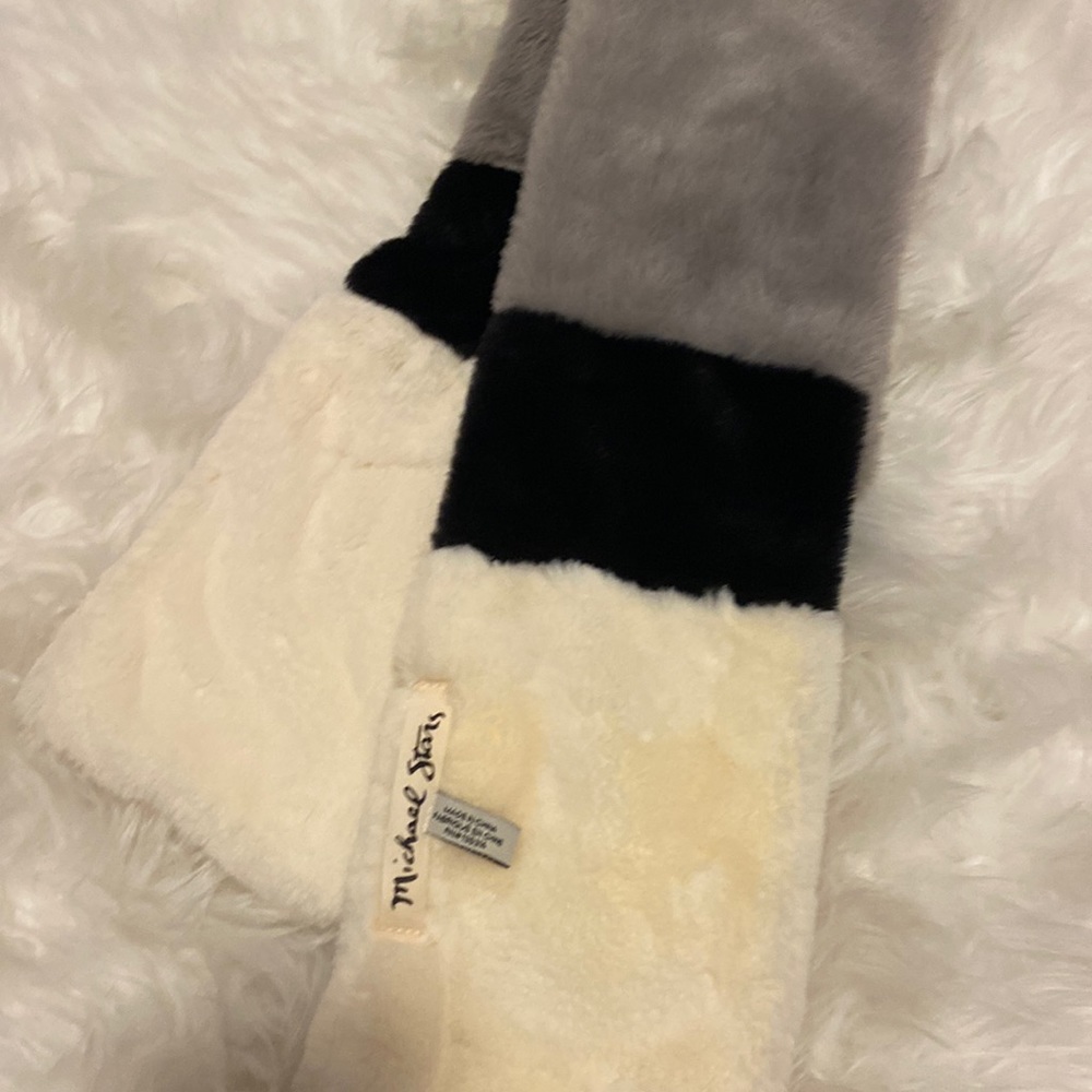Michael Stars Scarf